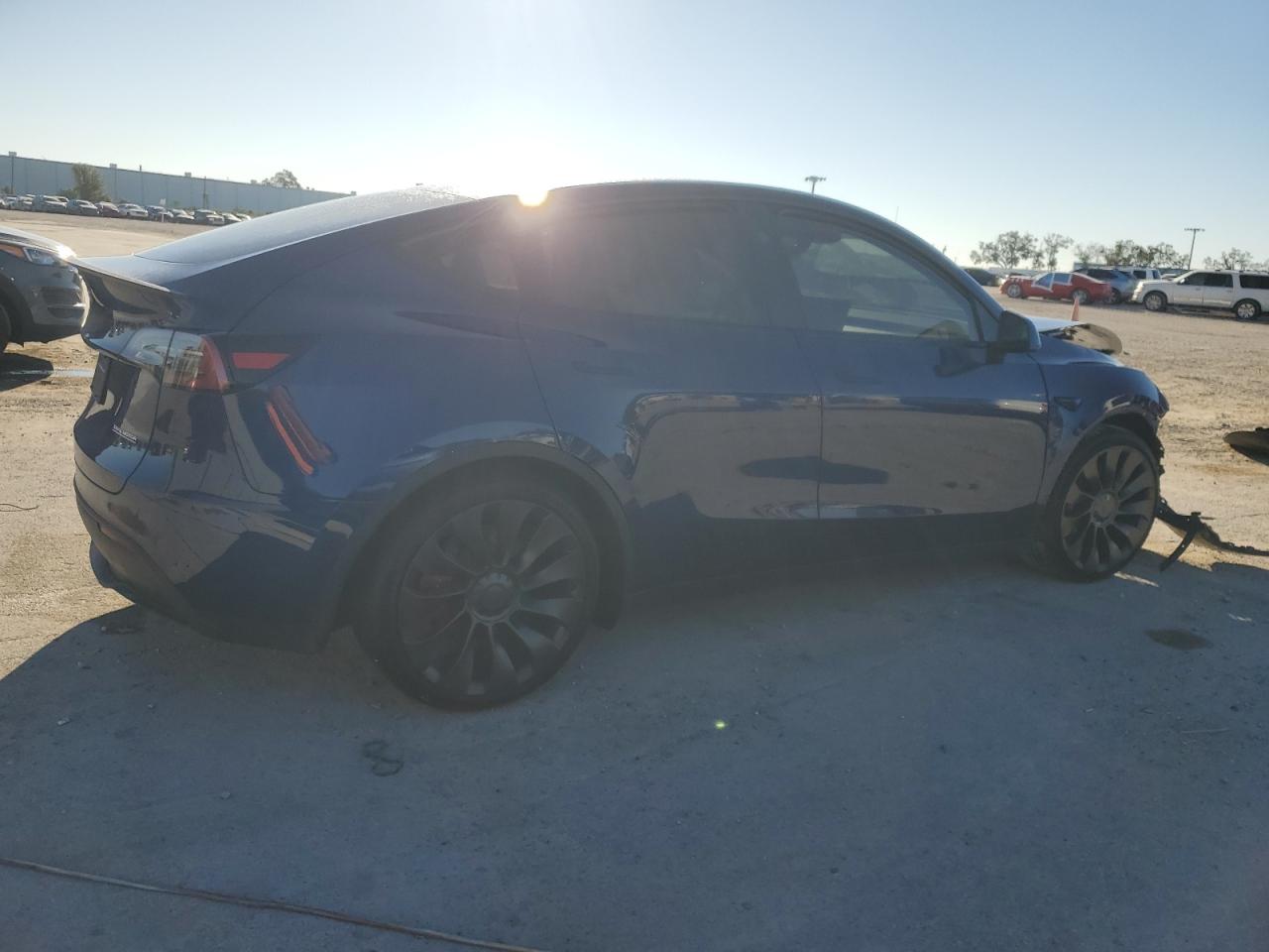 VIN 7SAYGDEFXRF020390 2024 TESLA MODEL Y no.3