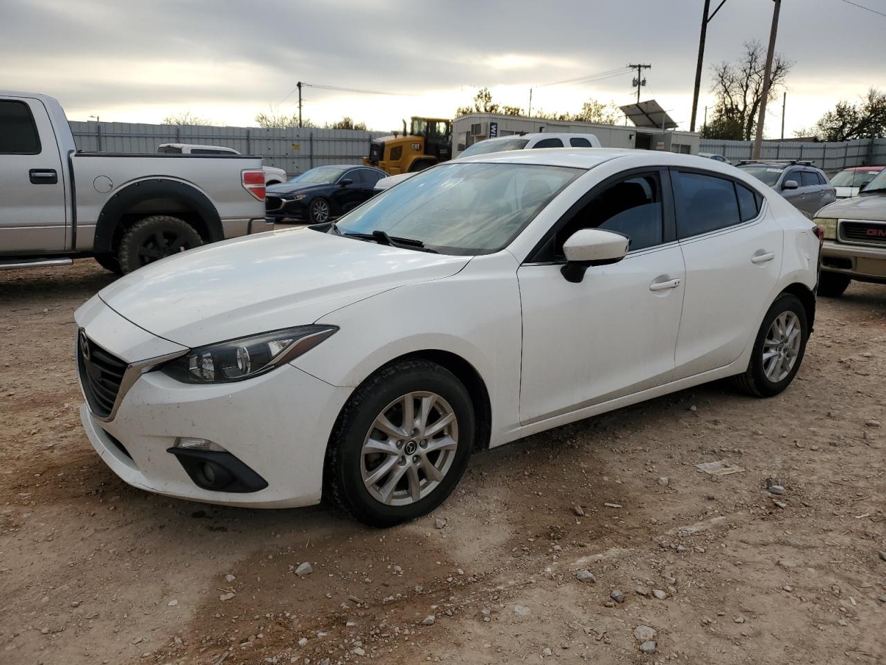 VIN 3MZBM1V78FM236701 2015 MAZDA 3 no.1