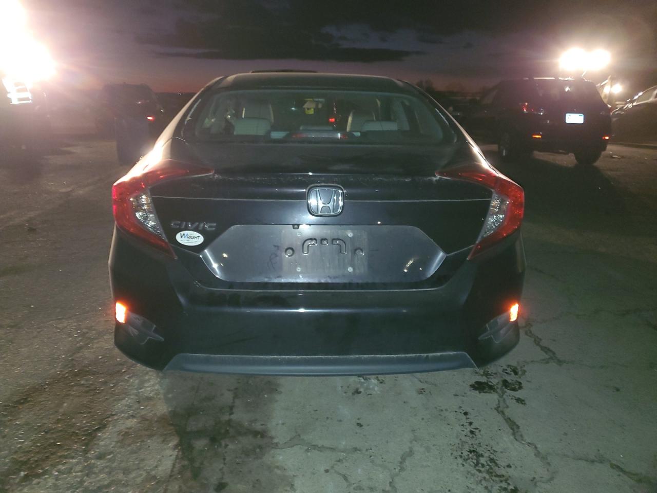 2017 Honda Civic - Image 6