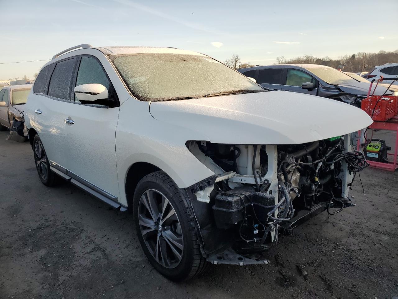 VIN 5N1DR2MM5HC616718 2017 NISSAN PATHFINDER no.4