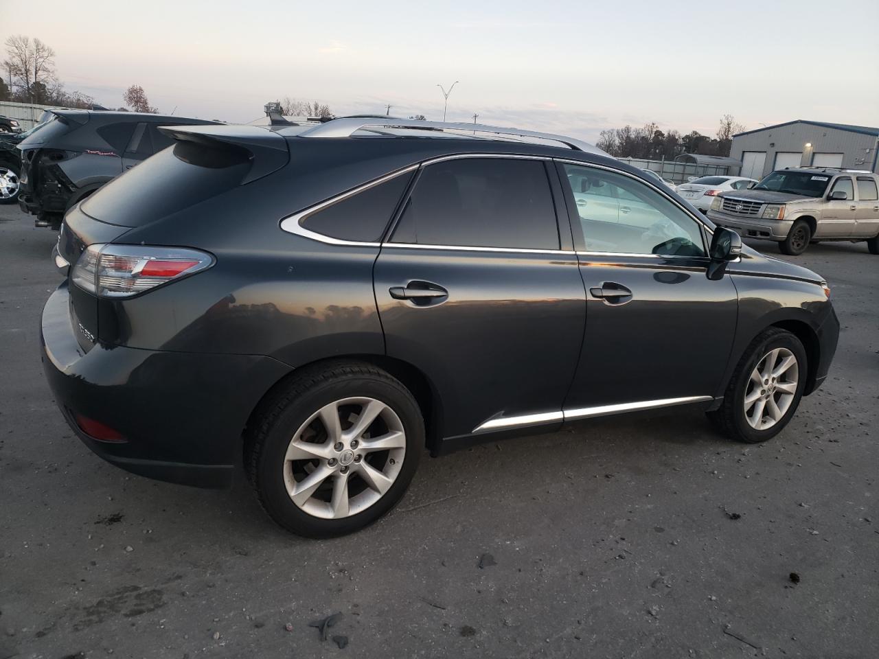 2010 Lexus RX - Image 3
