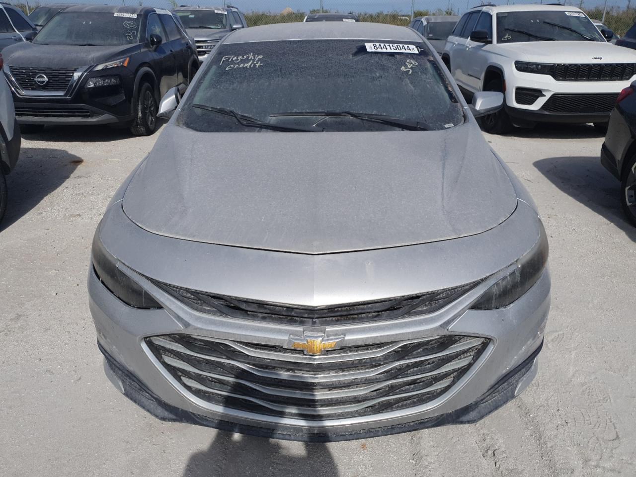 2019 Chevrolet Malibu - Image 5
