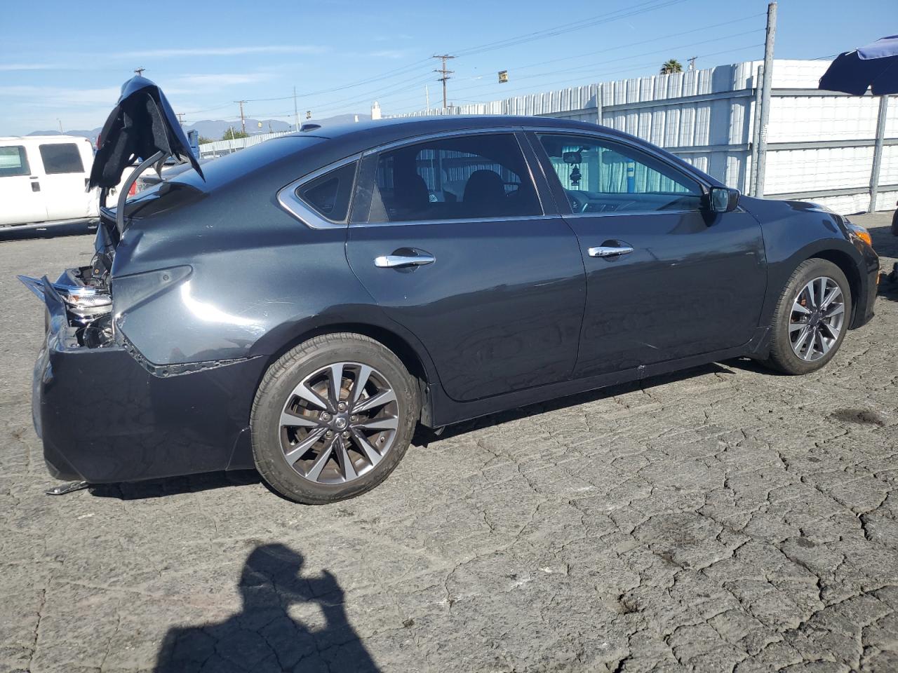 VIN 1N4AL3AP4HC122529 2017 NISSAN ALTIMA no.3