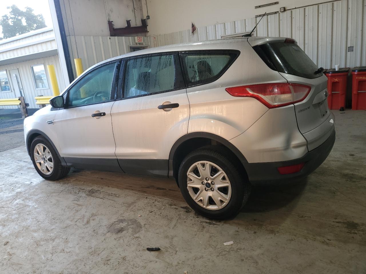 2015 Ford Escape - Image 2