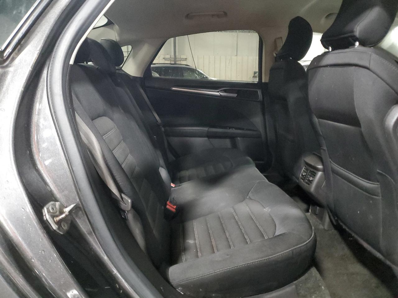 2015 Ford Fusion - Image 11