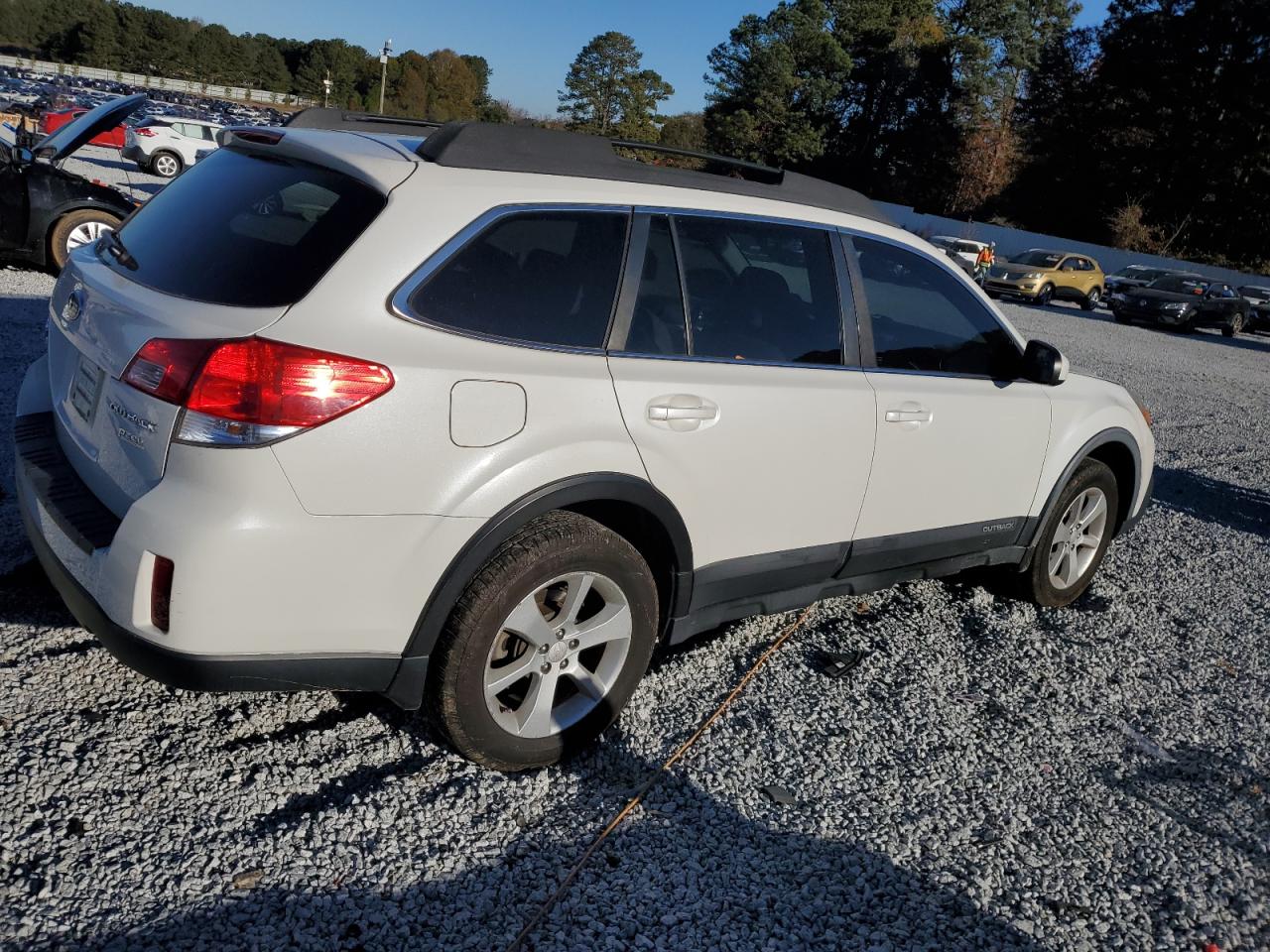 VIN 4S4BRBCC0D3266733 2013 SUBARU OUTBACK no.3