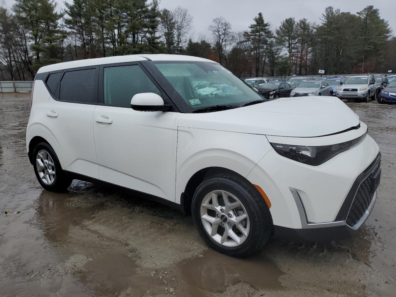2024 Kia Soul - Image 4