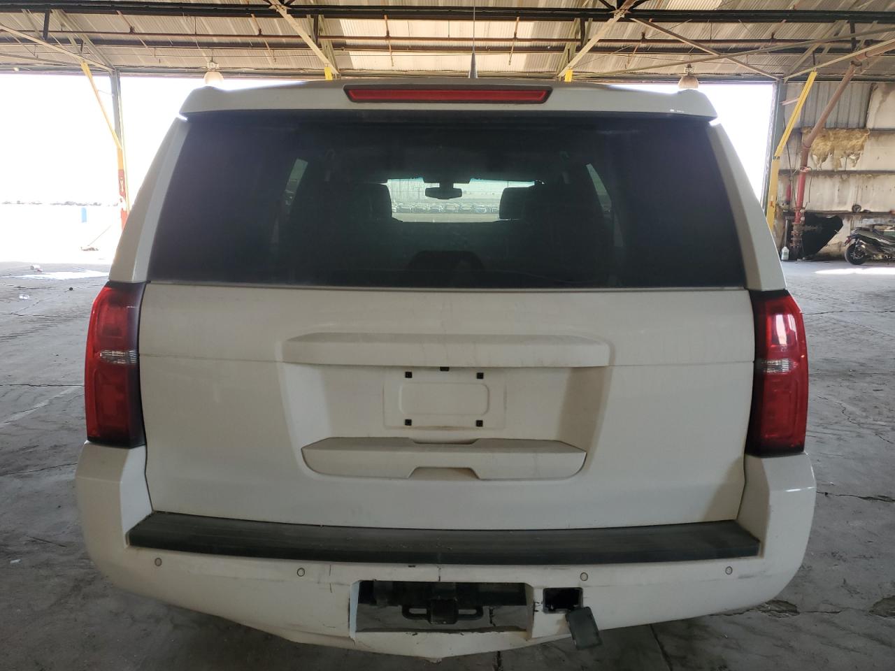 VIN 1GNSKFEC4KR128319 2019 CHEVROLET TAHOE no.6