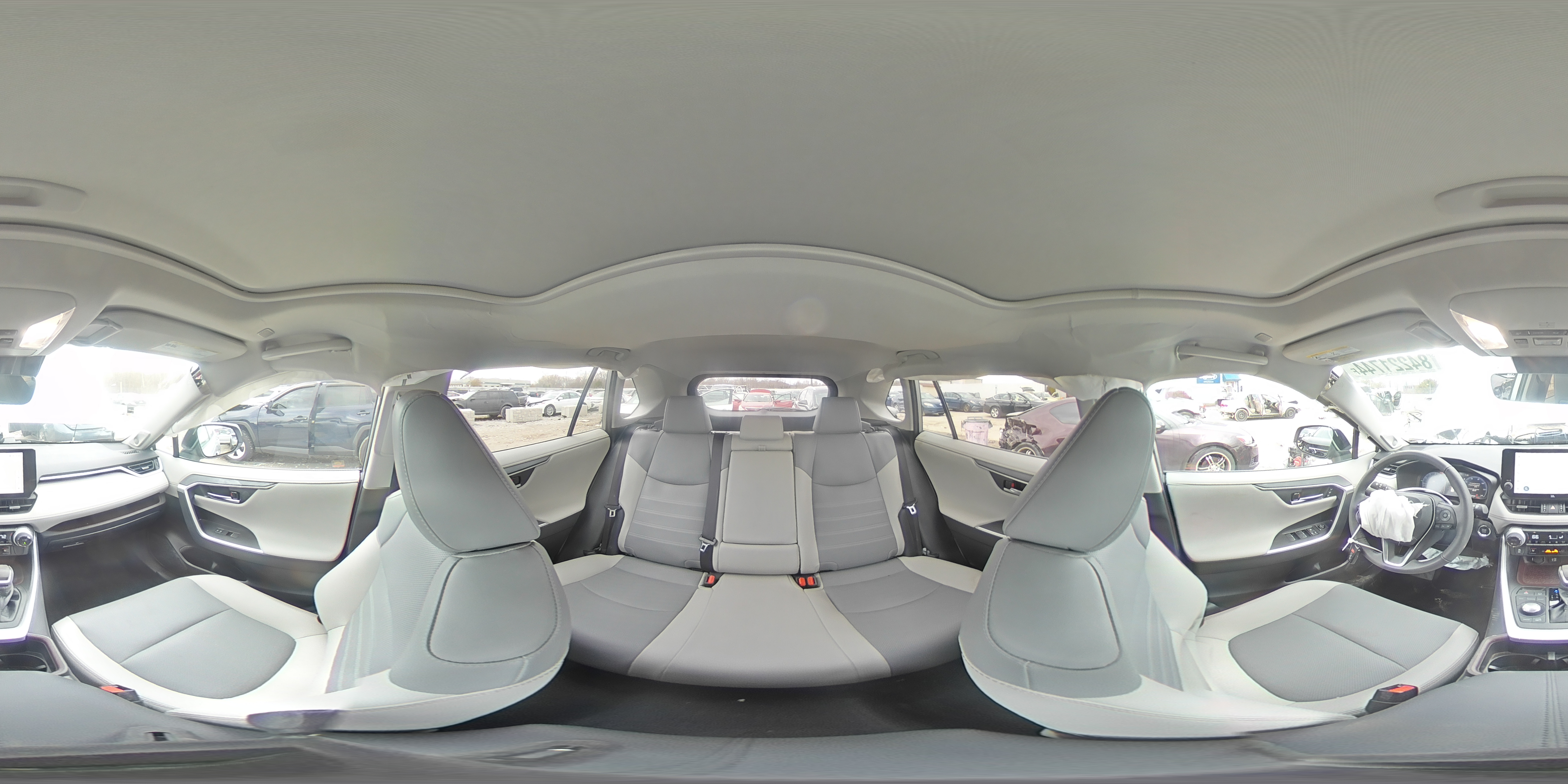 2024 Toyota RAV 4 - Image 16
