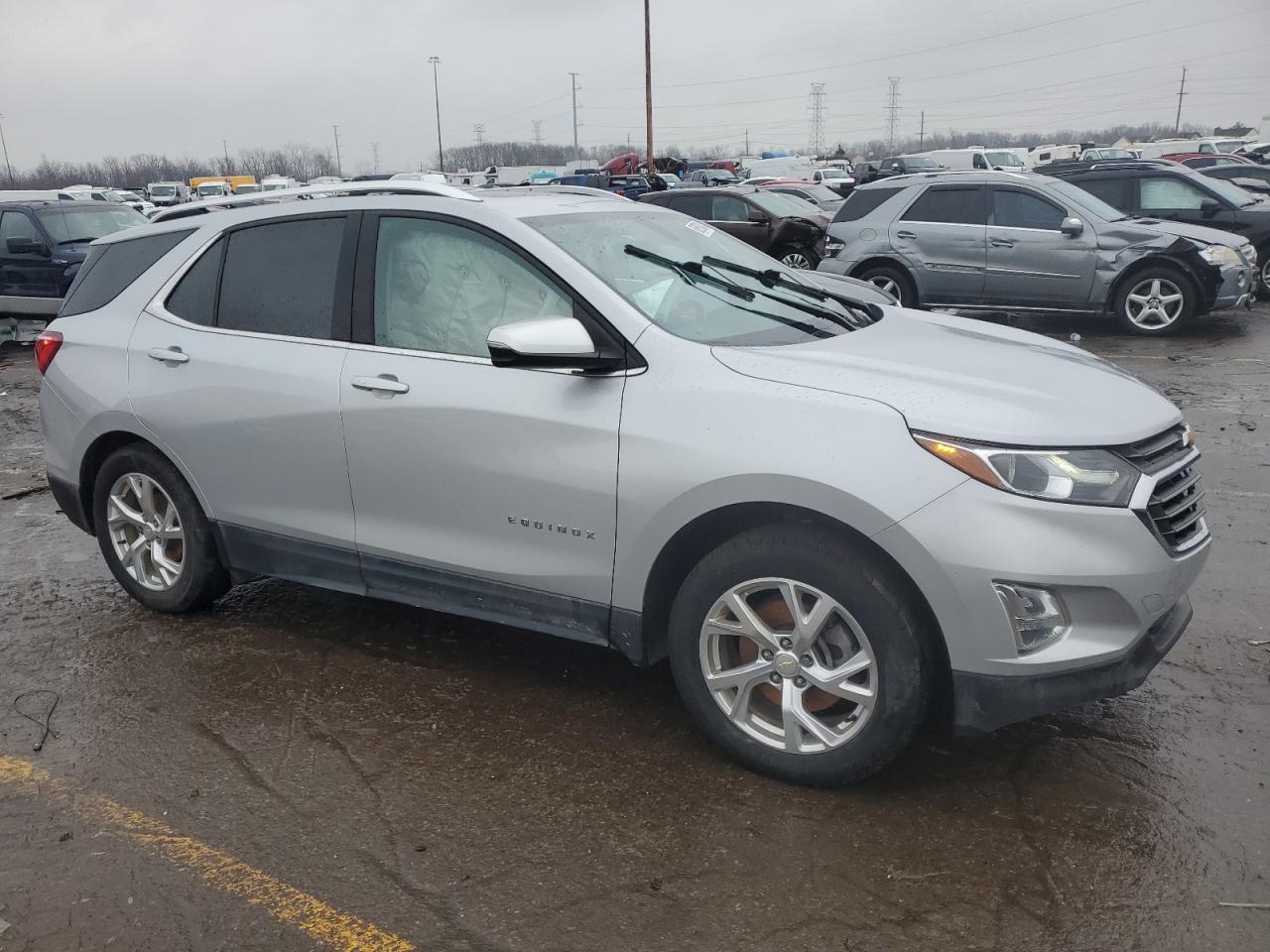 2019 Chevrolet Equinox - Image 4