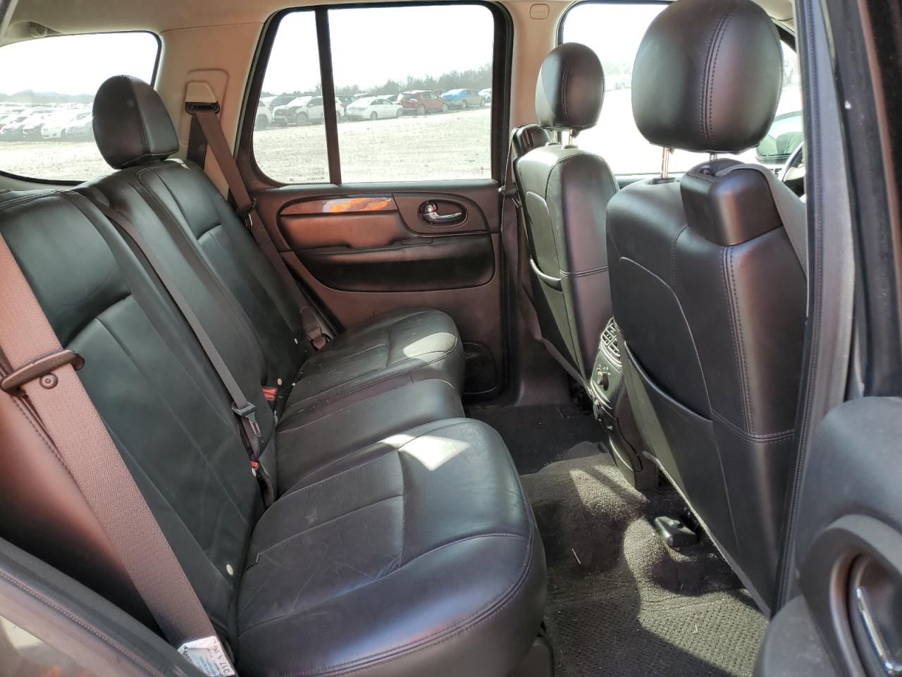 2007 GMC Envoy - Image 12