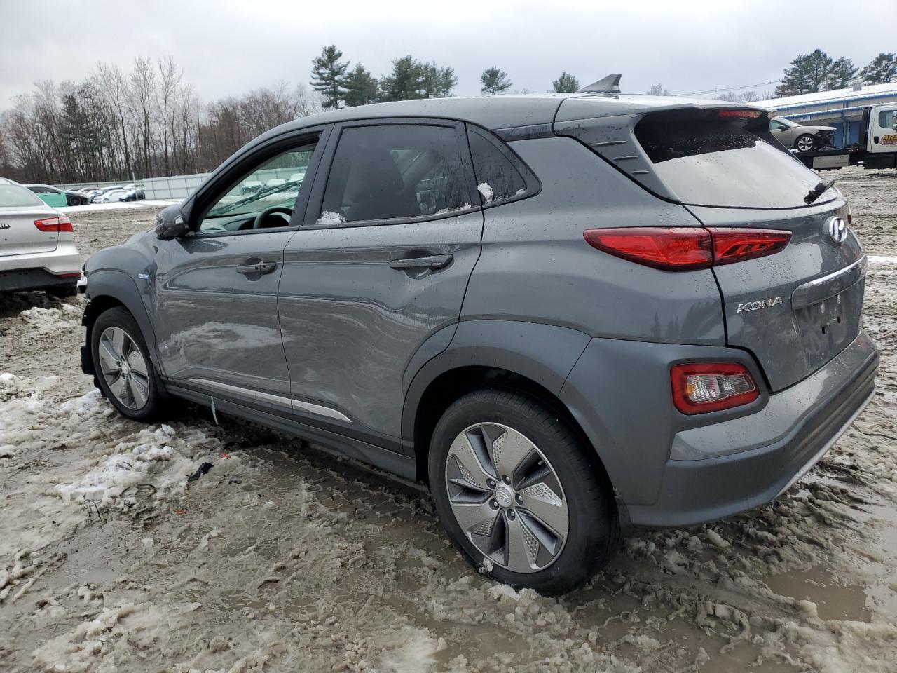 KM8K33AG1KU040415 2019 HYUNDAI KONA - Image 2