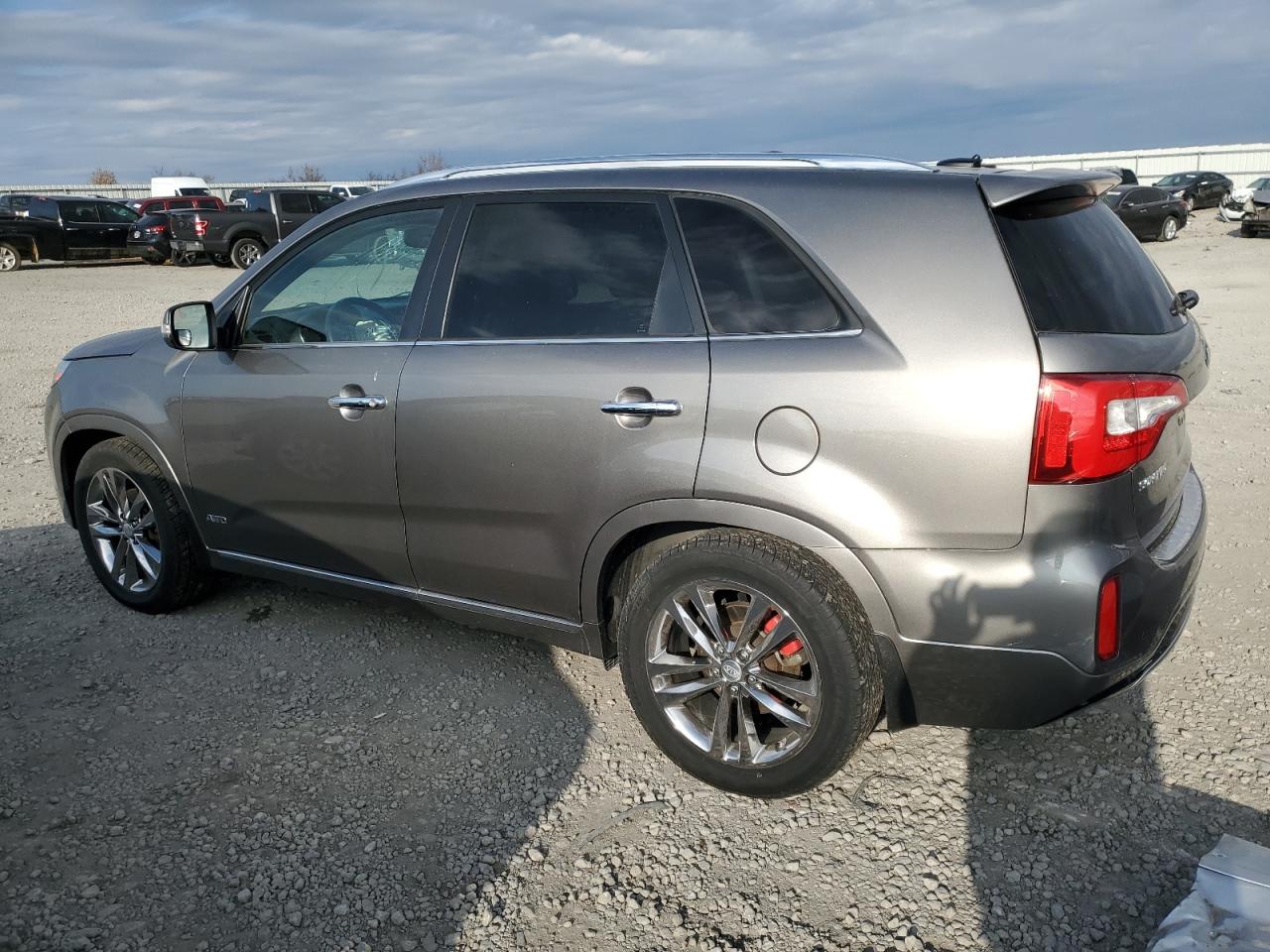 2014 Kia Sorento - Image 2