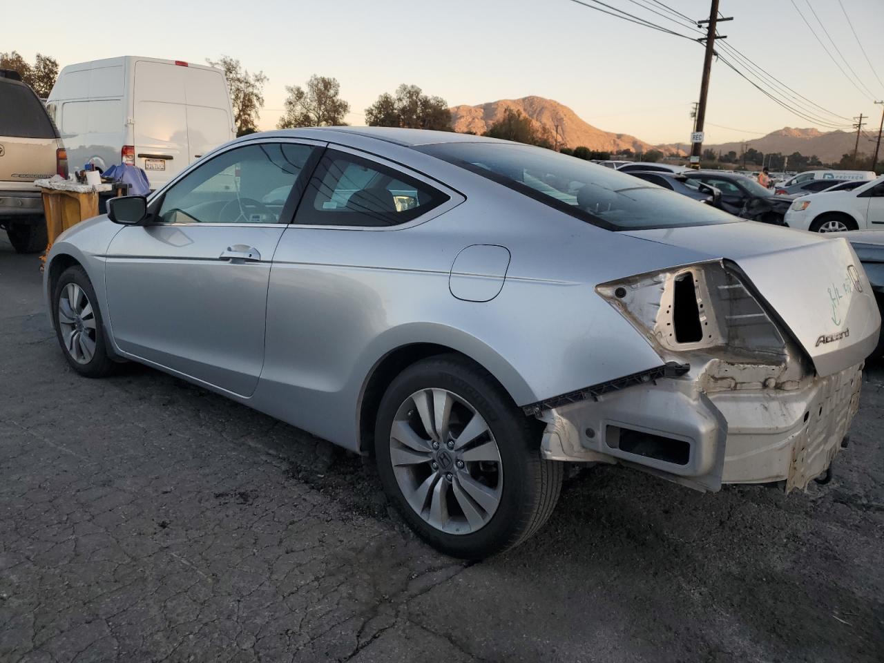 2009 Honda Accord - Image 2