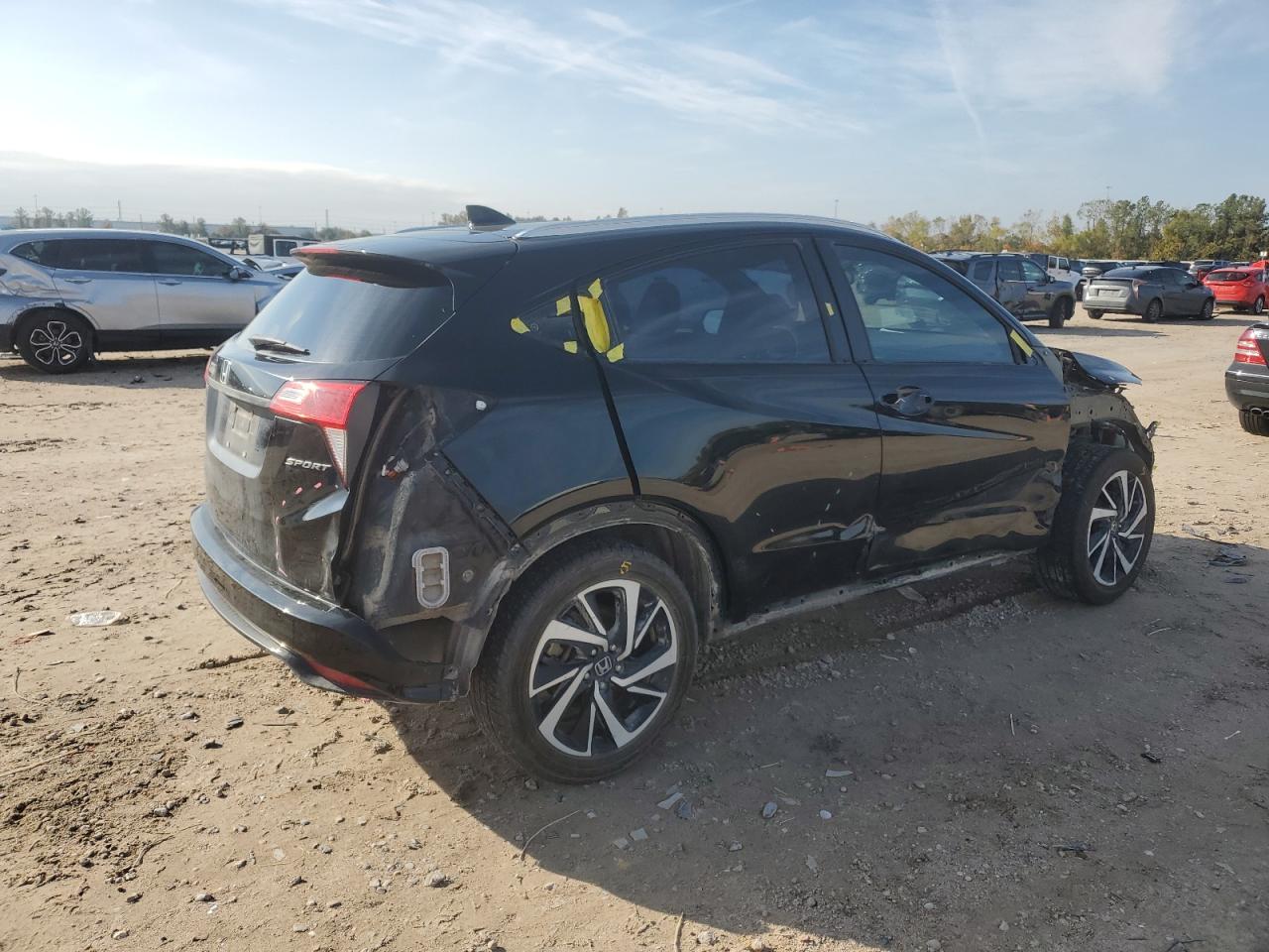 VIN 3CZRU5H16KG715153 2019 HONDA HR-V no.3