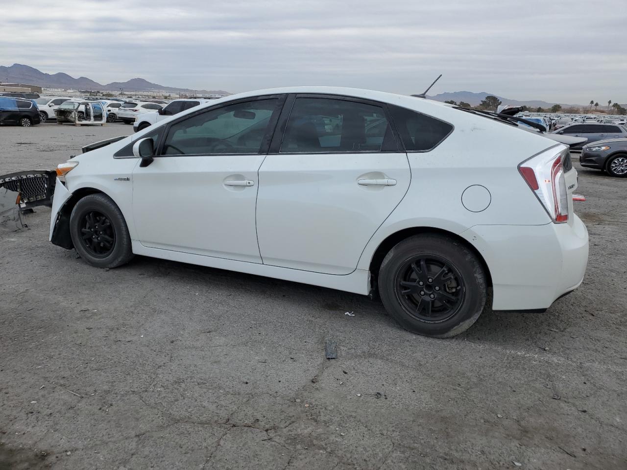 VIN JTDKN3DU2D1724670 2013 TOYOTA PRIUS no.2