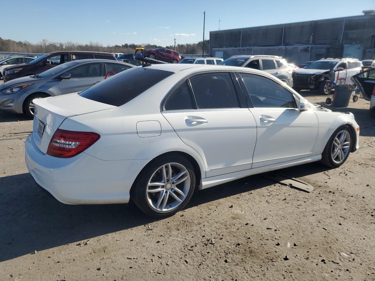 VIN WDDGF4HB6DR262221 2013 MERCEDES-BENZ C-CLASS no.3