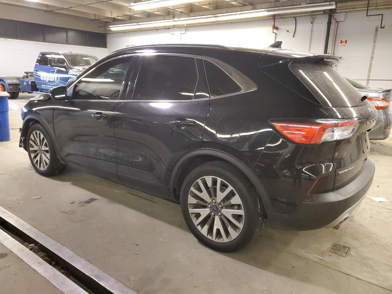 2020 Ford Escape - Image 2