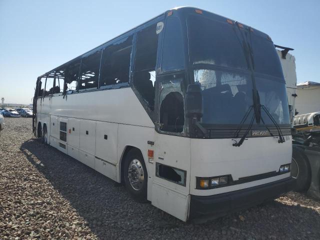 2001 Prevost Bus 