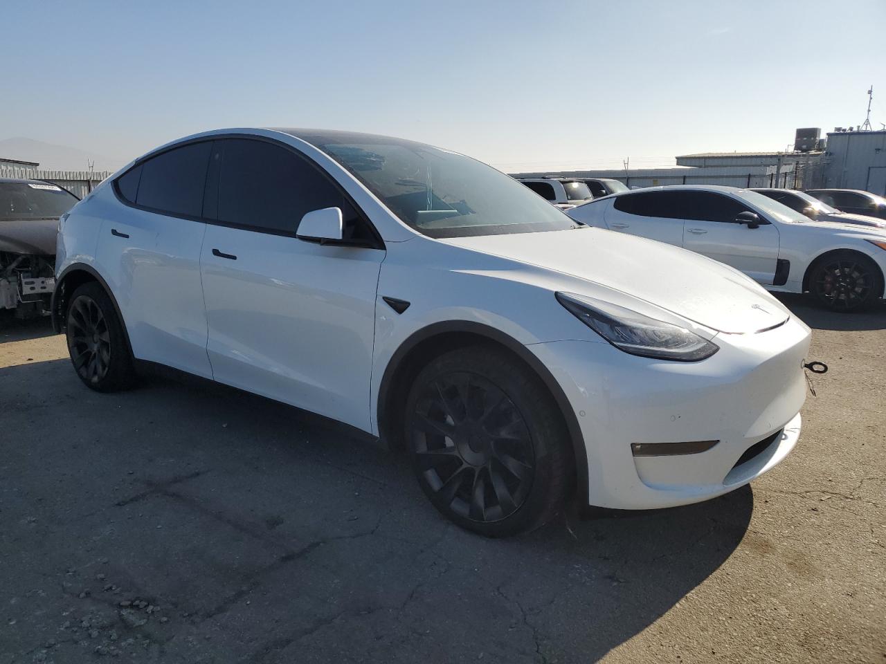 VIN 5YJYGAEE1MF269818 2021 TESLA MODEL Y no.4