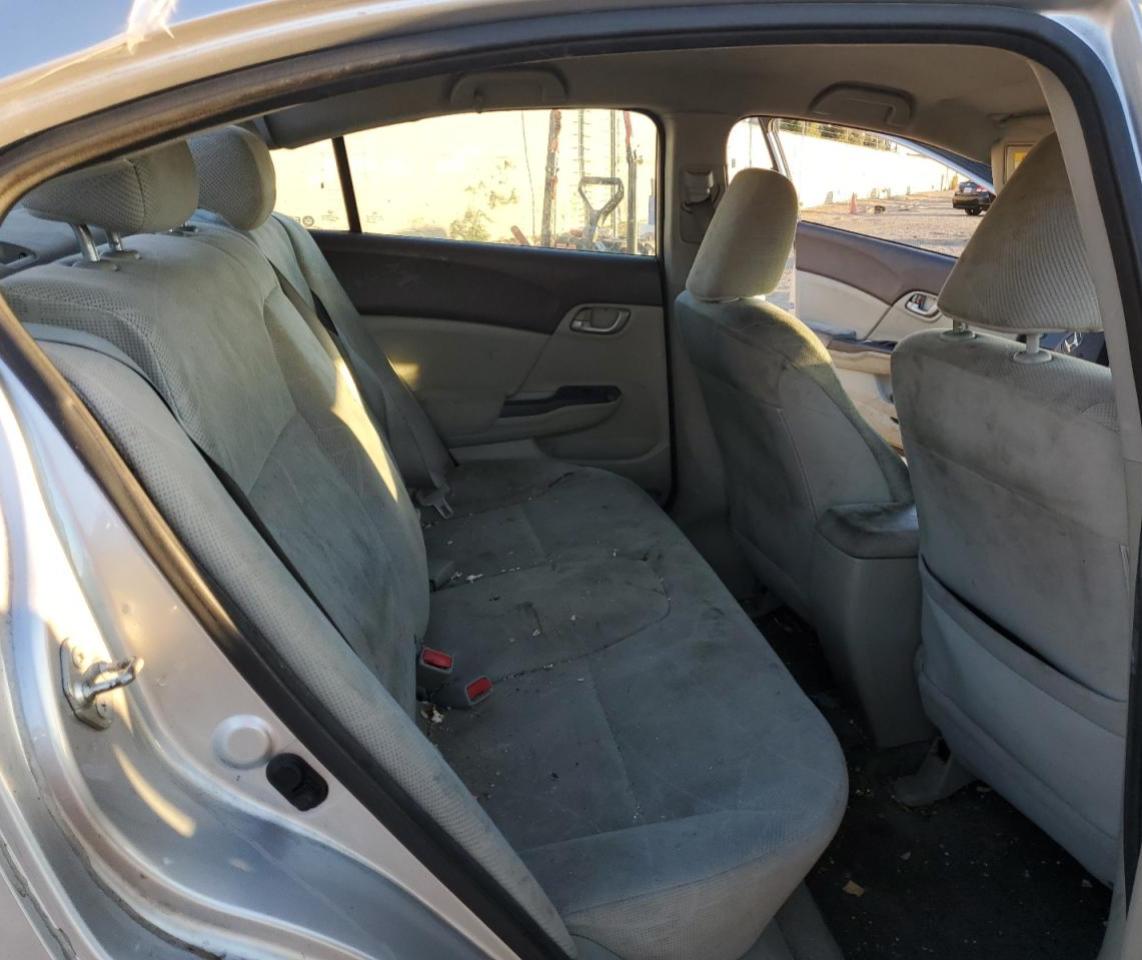 2012 Honda Civic - Image 11