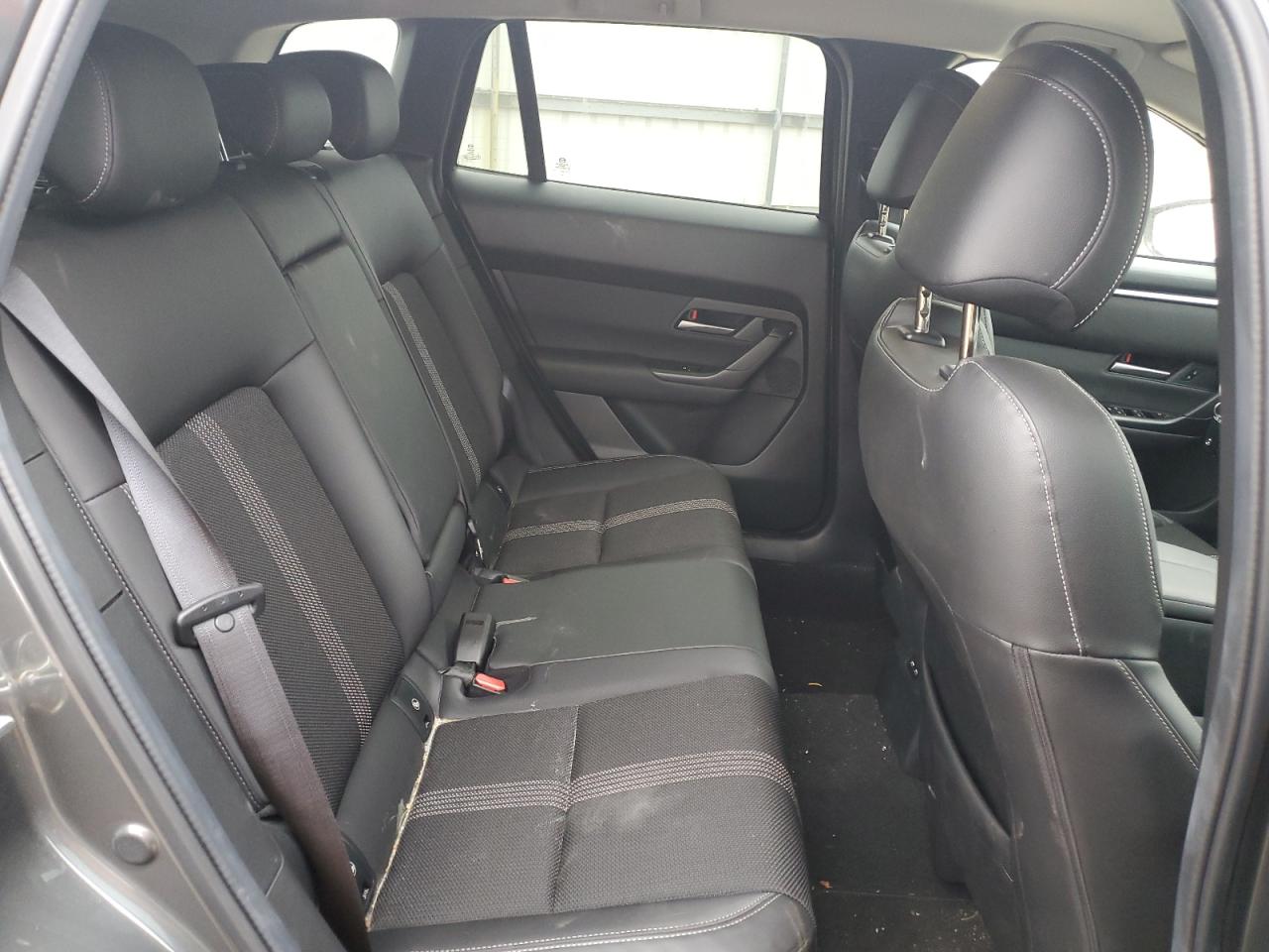 2024 Mazda CX-50 - Image 10