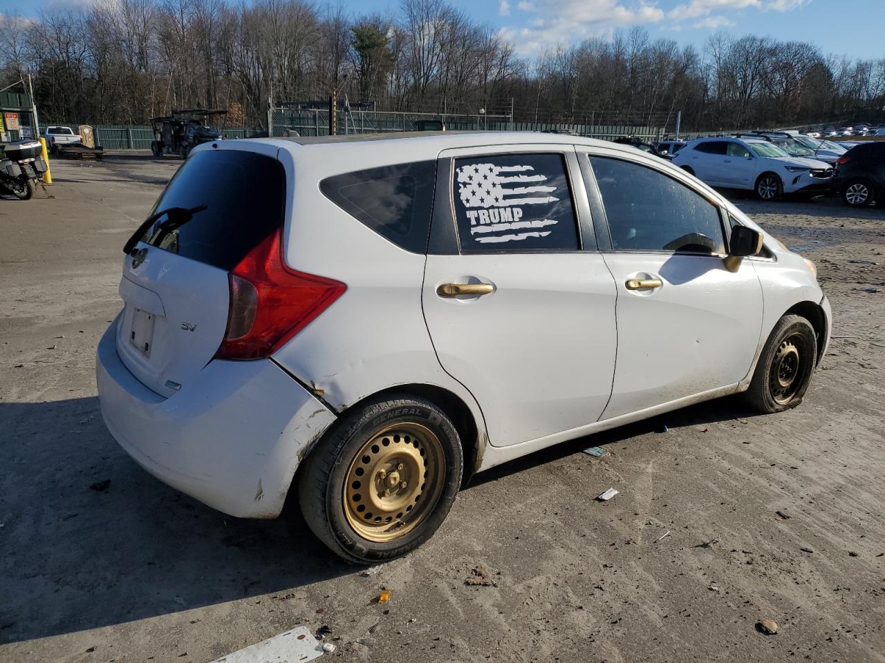 VIN 3N1CE2CP5FL397142 2015 NISSAN VERSA no.3