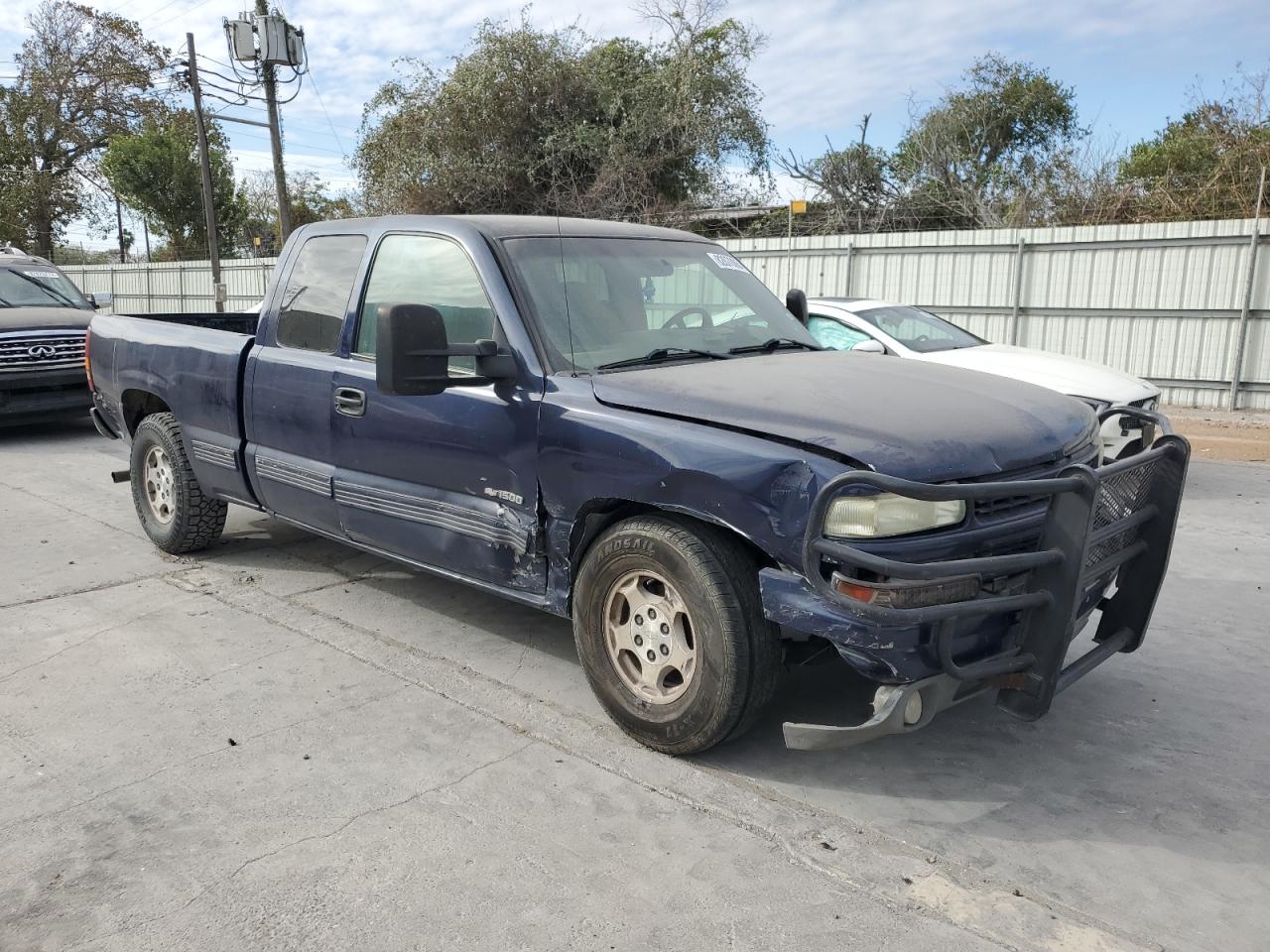 2001 Chevrolet Silverado - Image 4