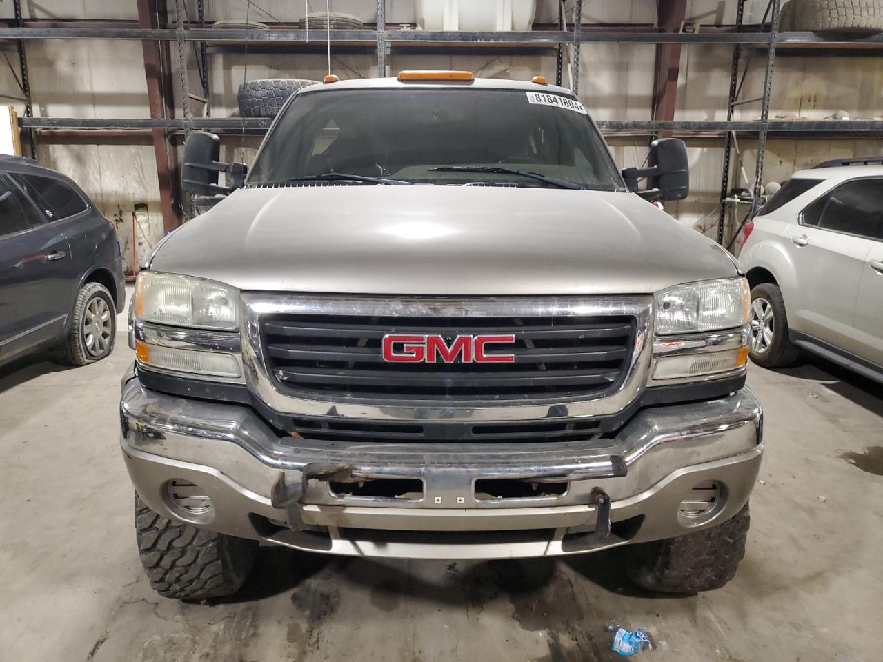2003 GMC Sierra - Image 5
