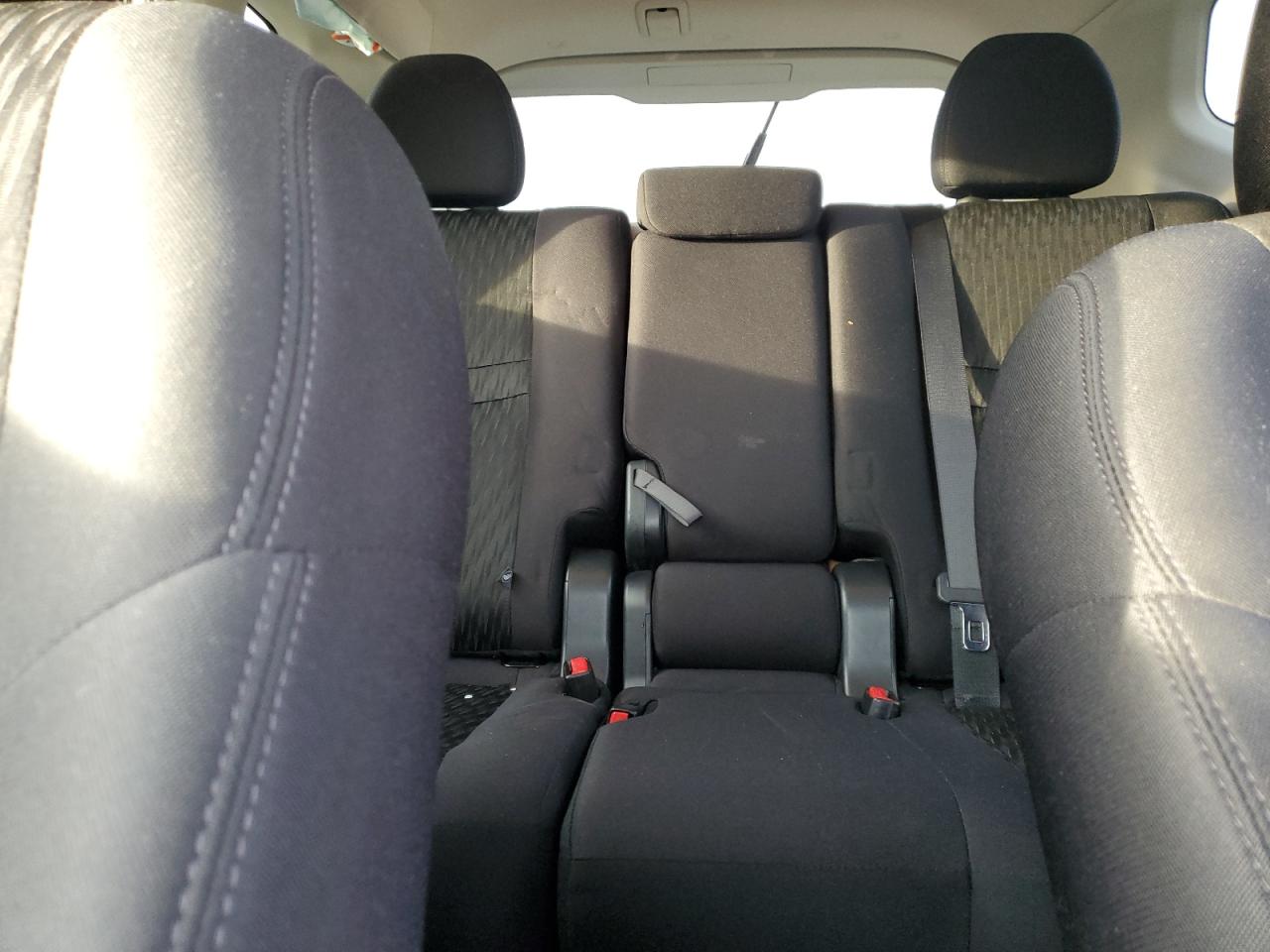 2019 Nissan Rogue - Image 10