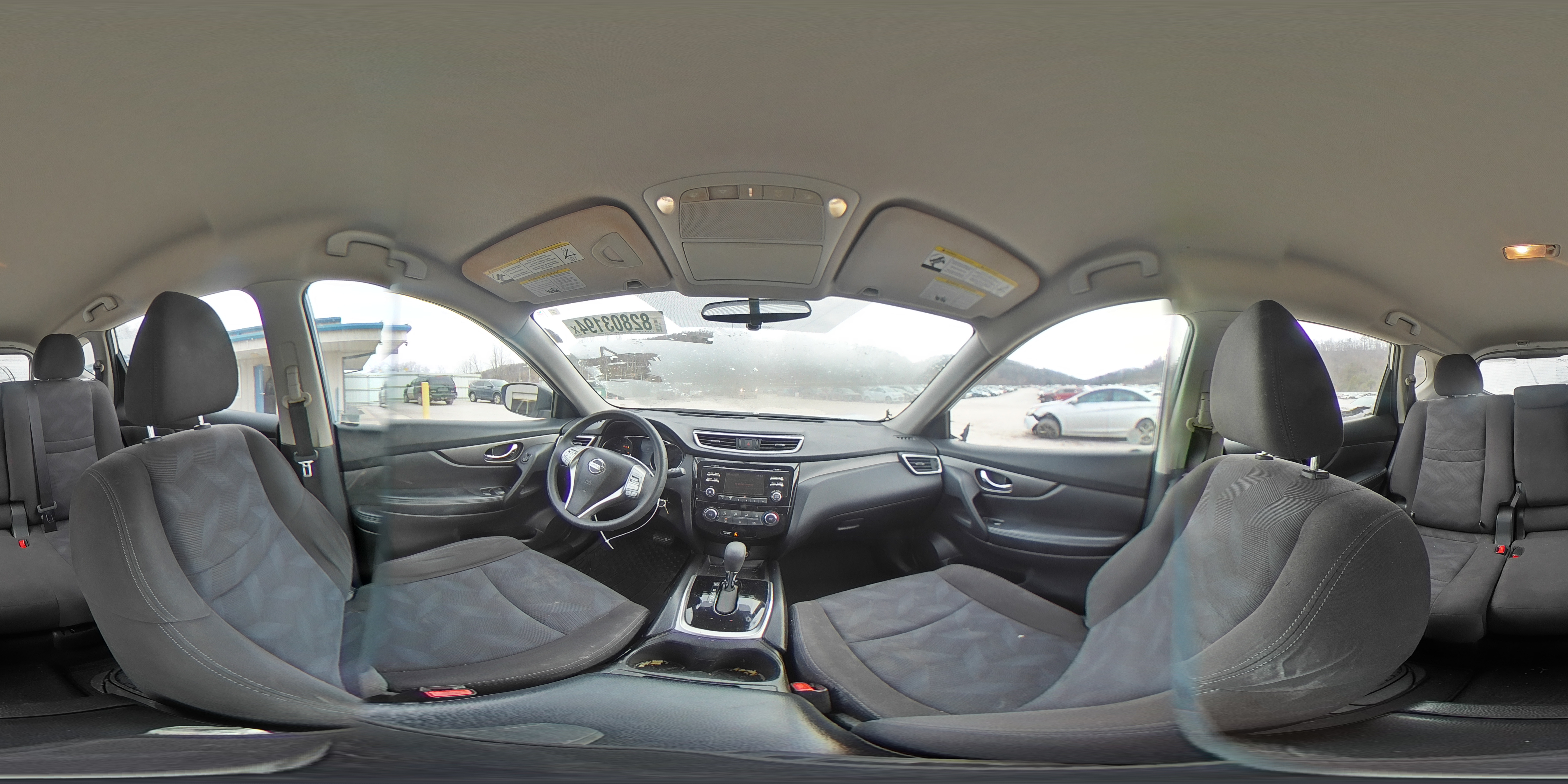 2015 Nissan Rogue - Image 13