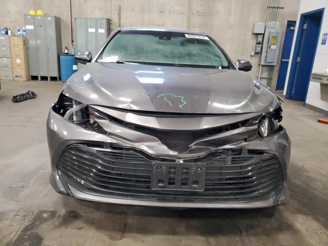  TOYOTA CAMRY 2018 Угольный