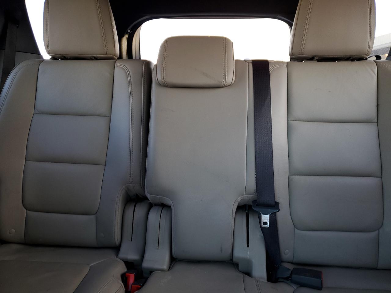 2014 Ford Explorer - Image 10