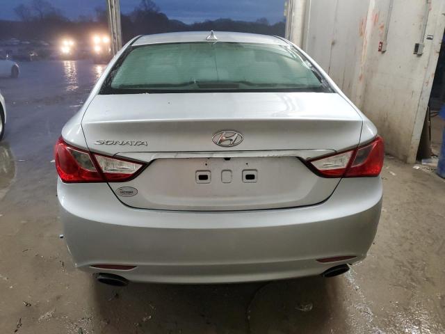  HYUNDAI SONATA 2013 Серебристый