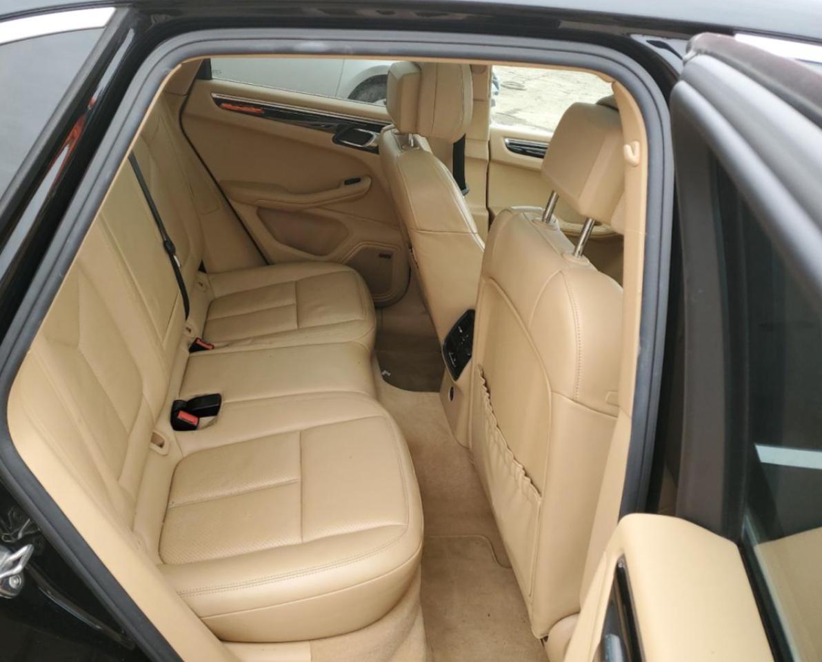 2017 Porsche Macan S VIN: WP1AB2A53HLB14099 Lot: 85723594