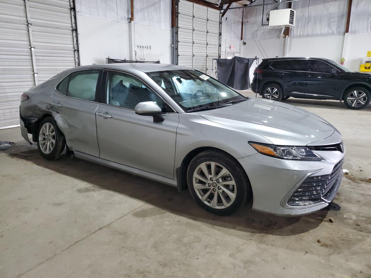 2023 Toyota Camry - Image 4