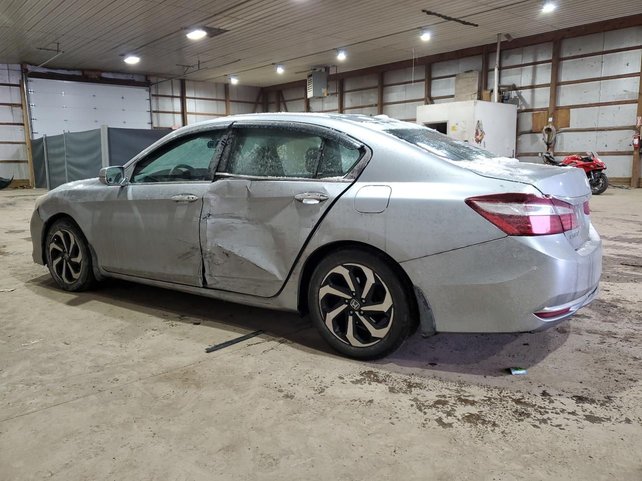 VIN 1HGCR2F77HA295608 2017 HONDA ACCORD no.2