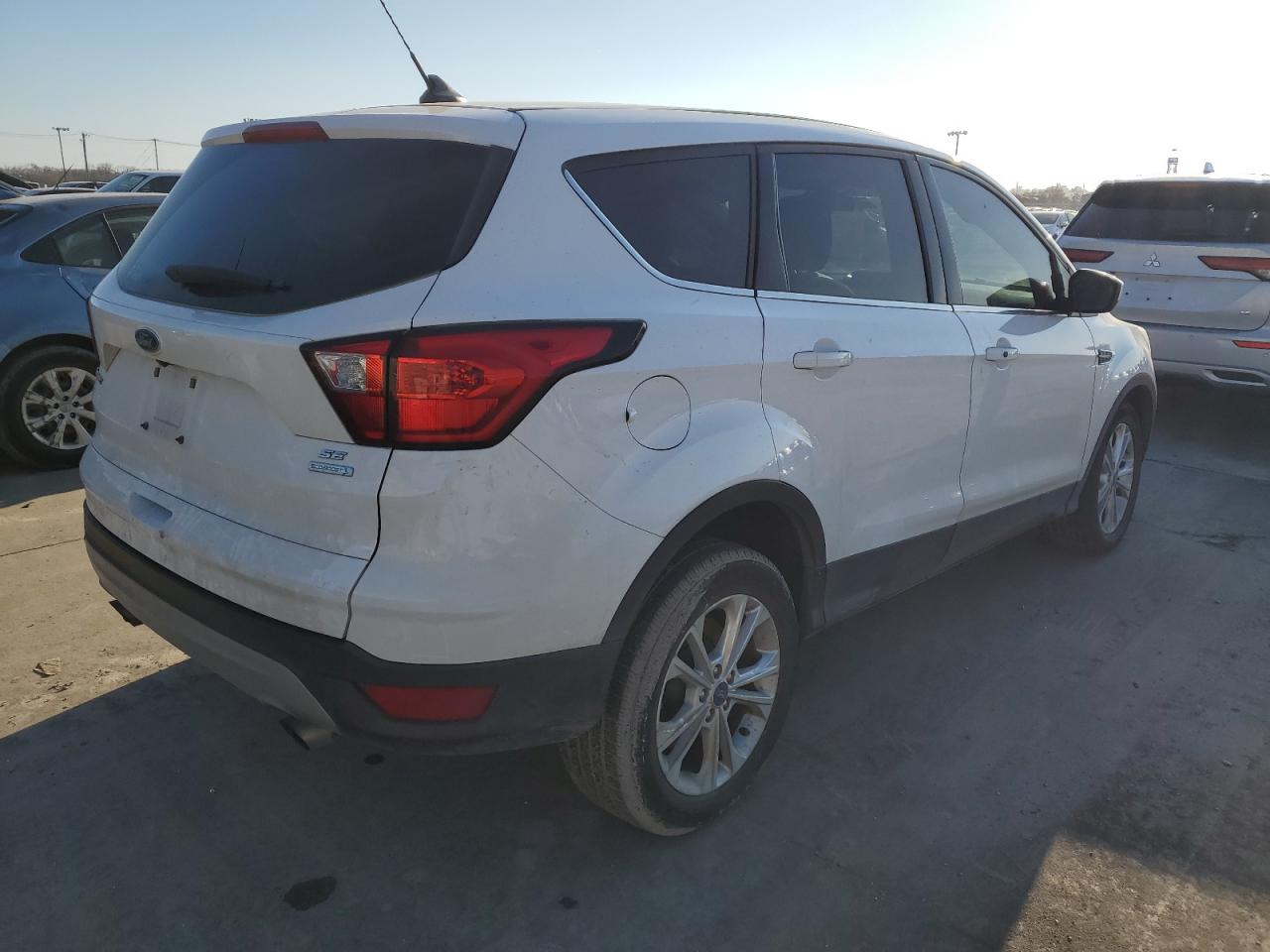 2019 Ford Escape - Image 3