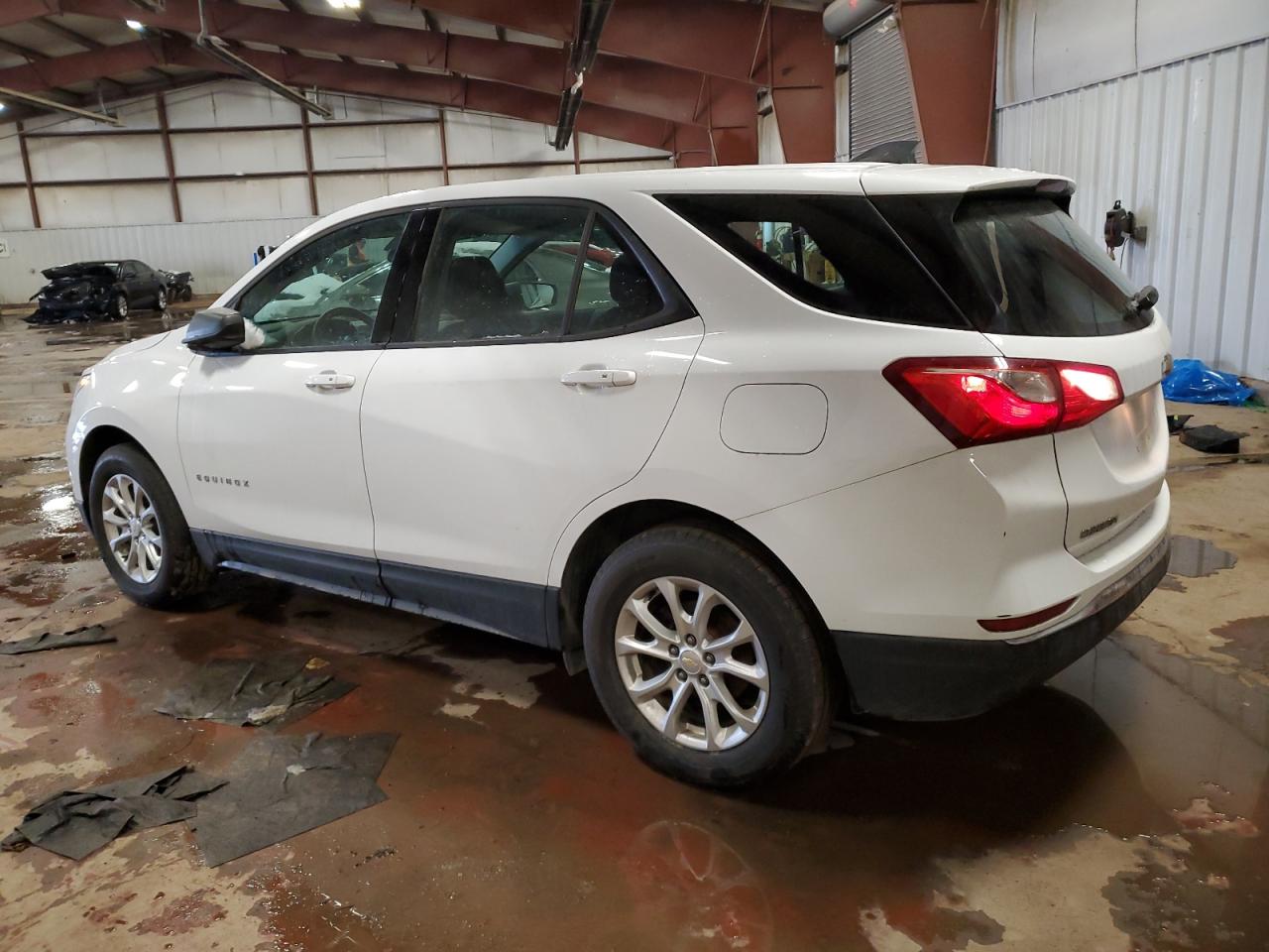 VIN 2GNAXHEV5J6139768 2018 CHEVROLET EQUINOX no.2