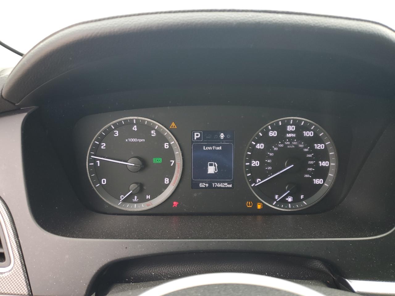 2017 Hyundai Sonata - Image 9