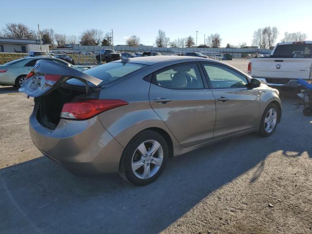  HYUNDAI ELANTRA 2013 Srebrny