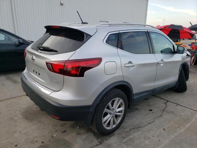  NISSAN ROGUE 2018 Silver