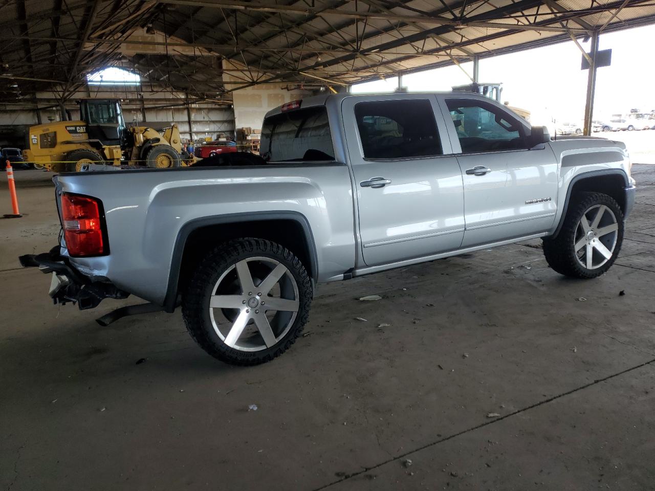 2018 GMC Sierra - Image 3