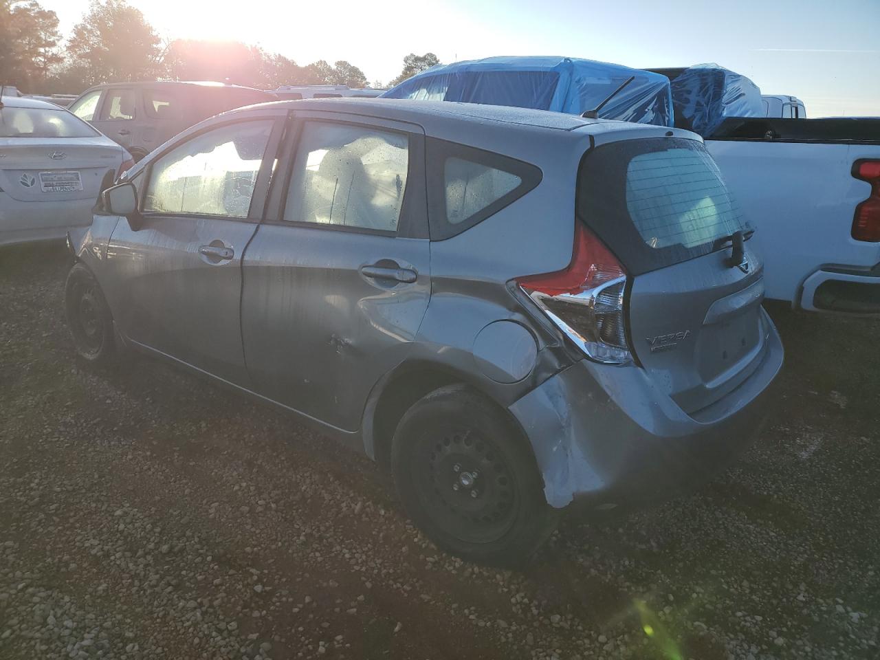 2015 Nissan Versa - Image 2