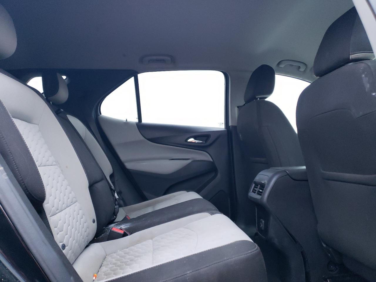 2019 Chevrolet Equinox - Image 11