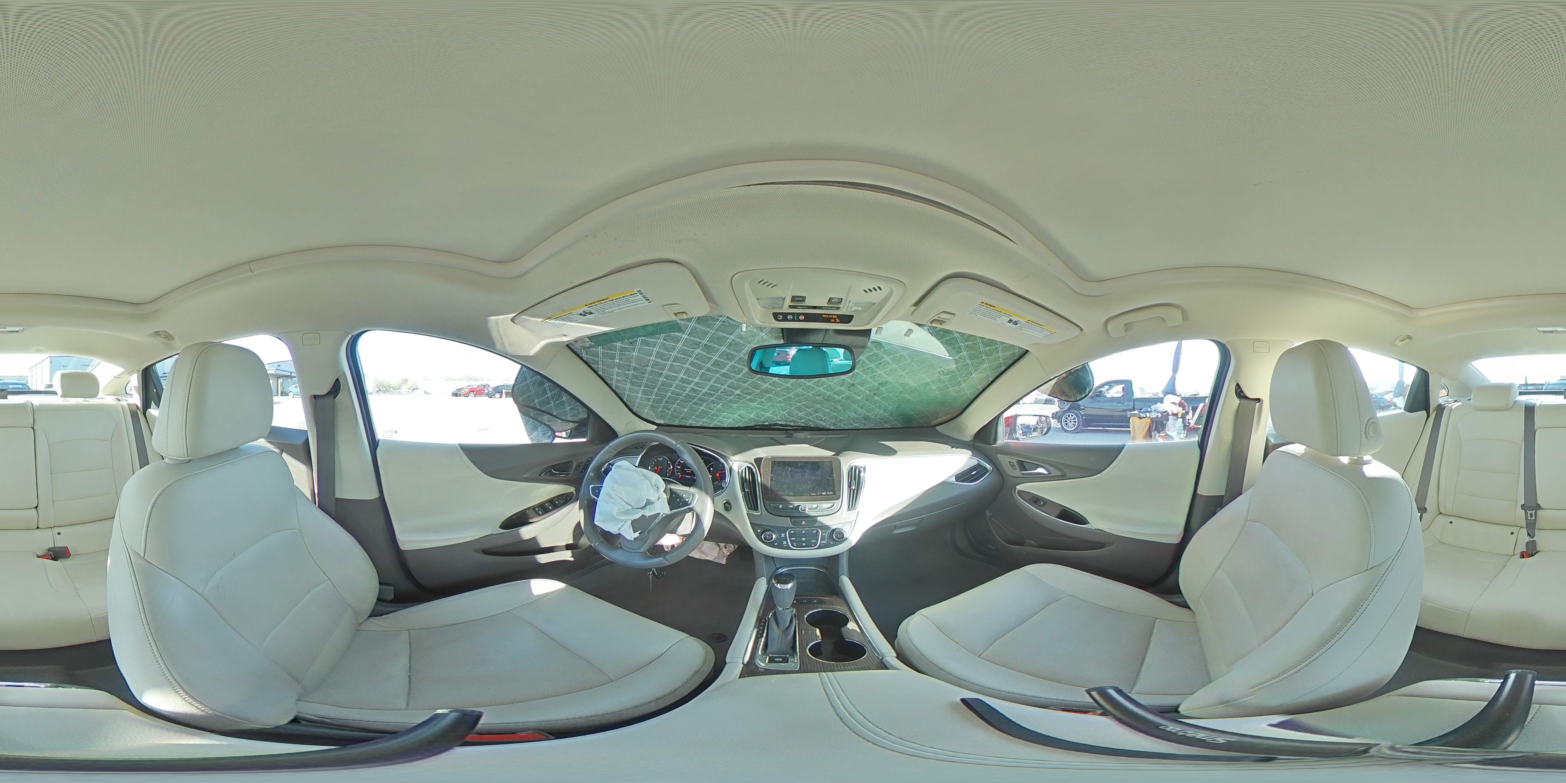 2020 Chevrolet Malibu - Image 13