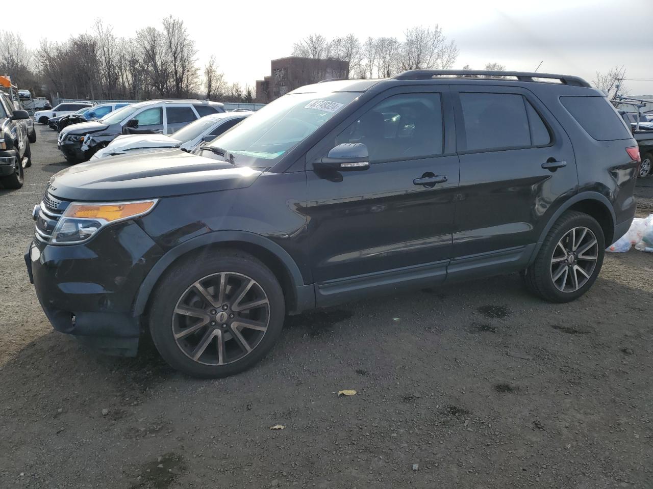 VIN 1FM5K8D80FGB44965 2015 FORD EXPLORER no.1