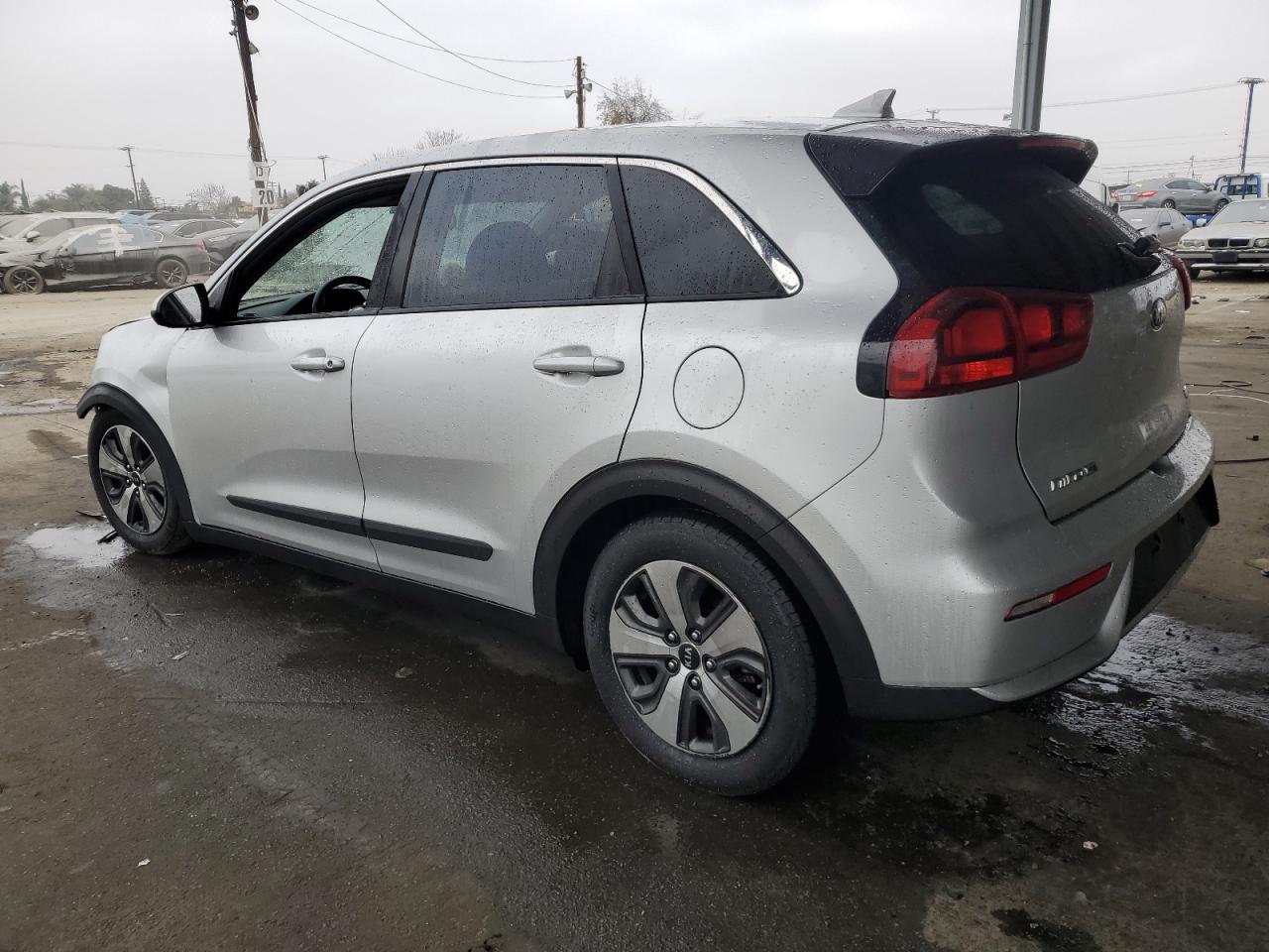 VIN KNDCB3LC5H5076391 2017 KIA NIRO no.2