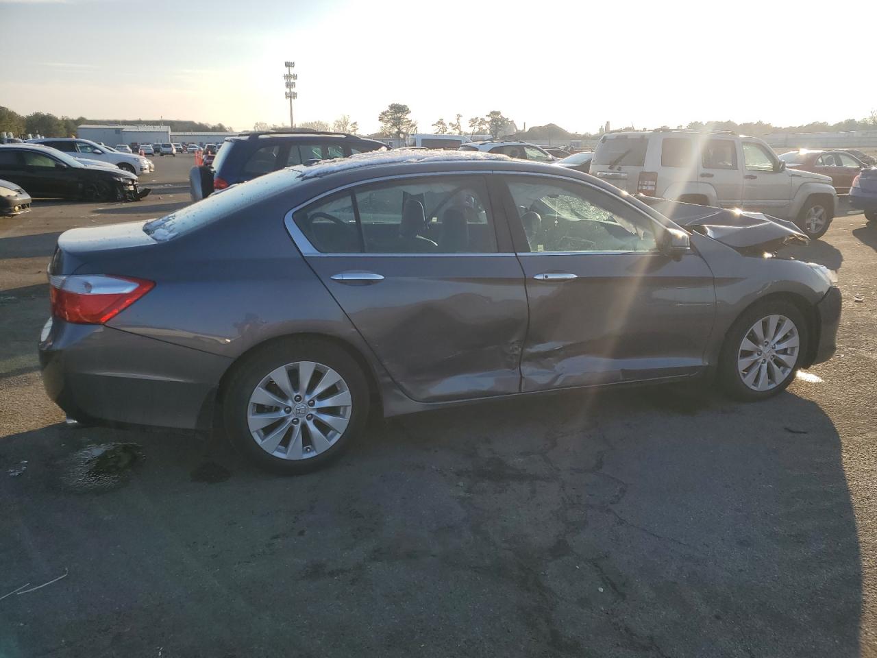 VIN 1HGCR2F83DA178370 2013 HONDA ACCORD no.3