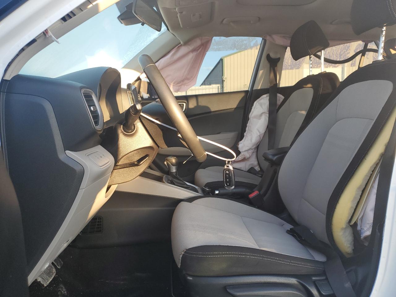 2020 Hyundai Venue Sel VIN: KMHRC8A38LU026165 Lot: 85733984